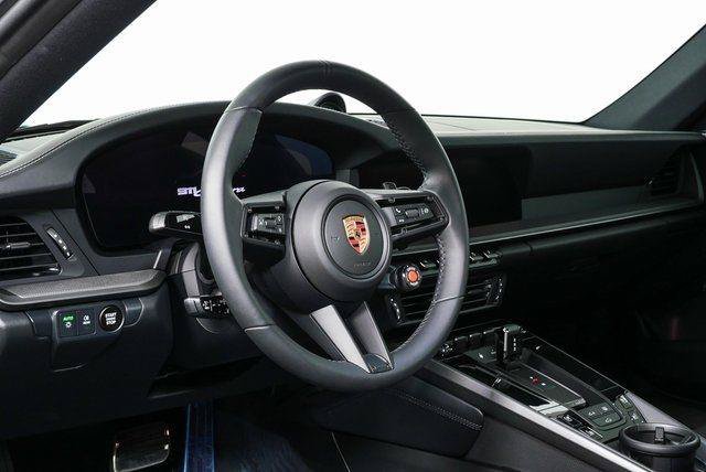 Certified 2026 Porsche 911 Carrera RWD image 6