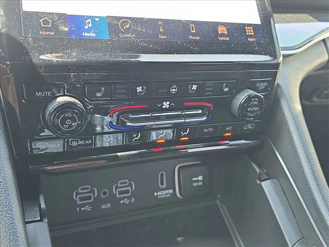 Used 2024 Jeep Grand Cherokee Trailhawk w/ Advanced Protech Group II image 12