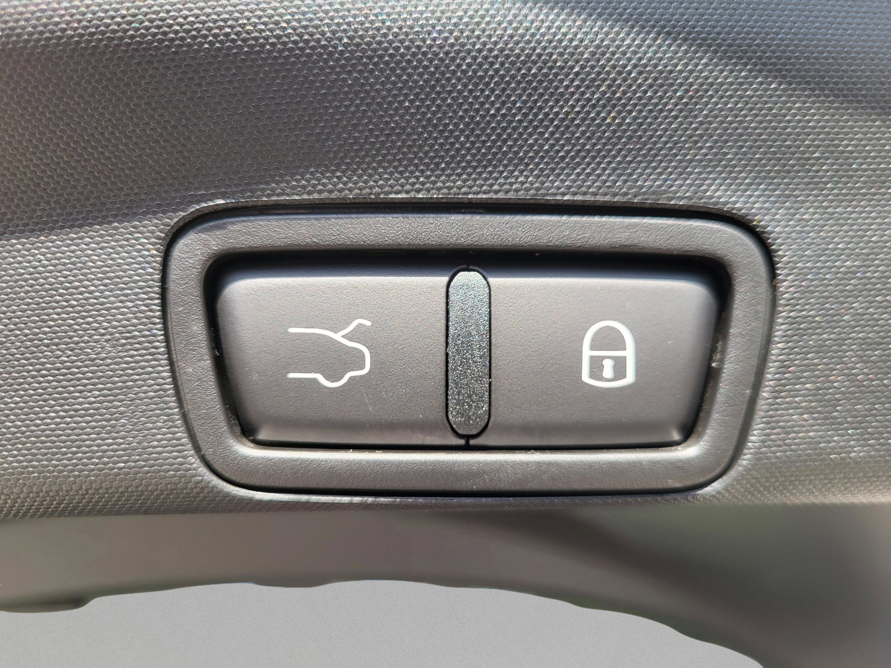 New 2026 Alfa Romeo Stelvio Sprint AWD/4WD image 26