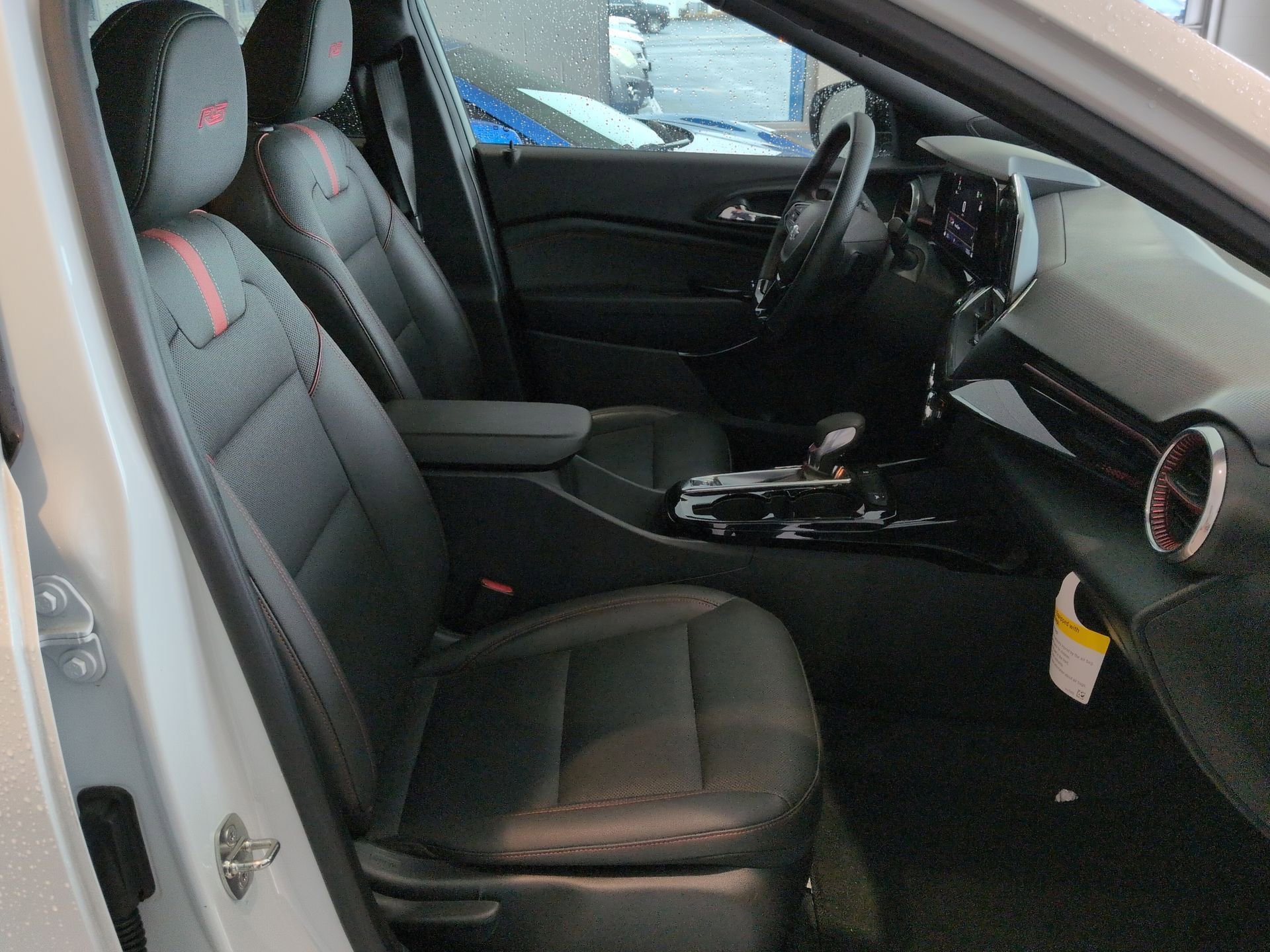 Certified 2024 Chevrolet Trax RS image 26