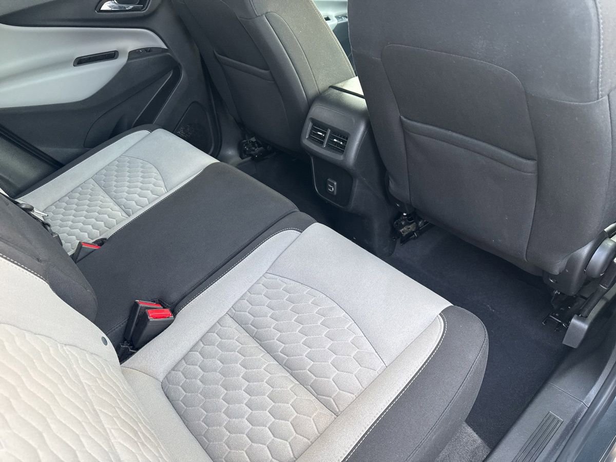 Used 2020 Chevrolet Equinox LT FWD image 40
