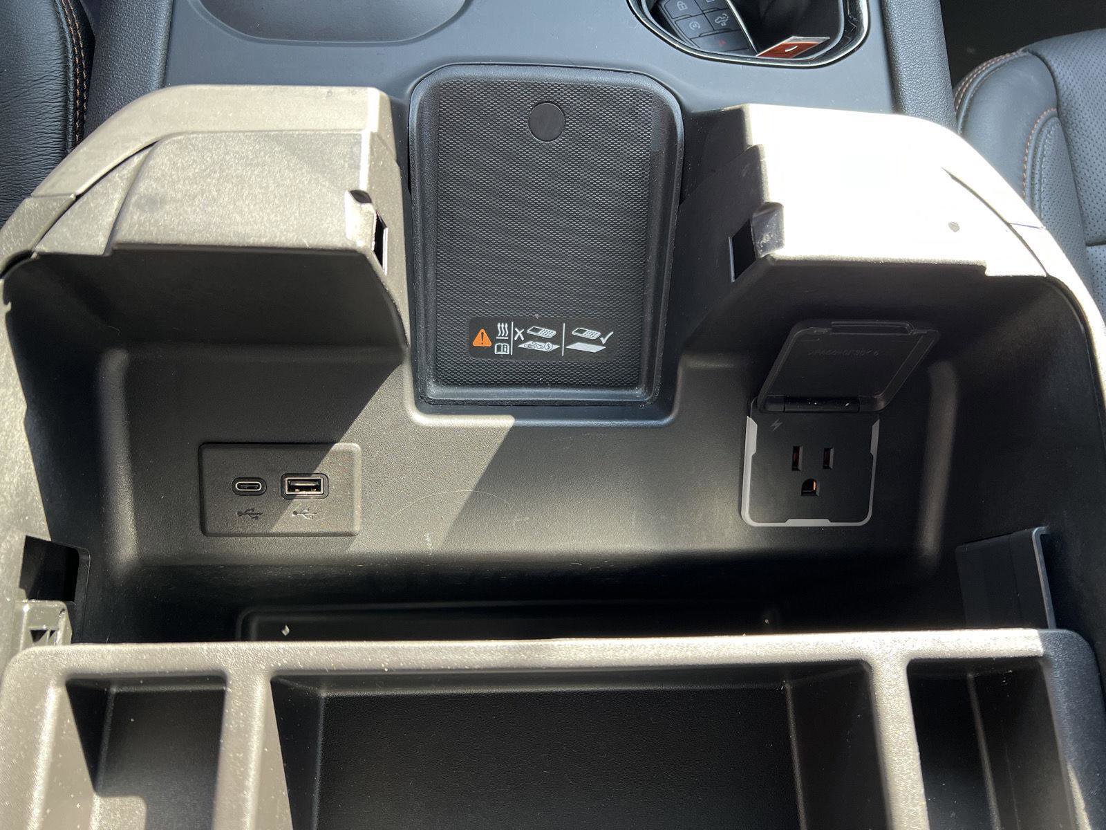 Used 2024 GMC Sierra 2500 AT4 w/ AT4 Preferred Package image 38