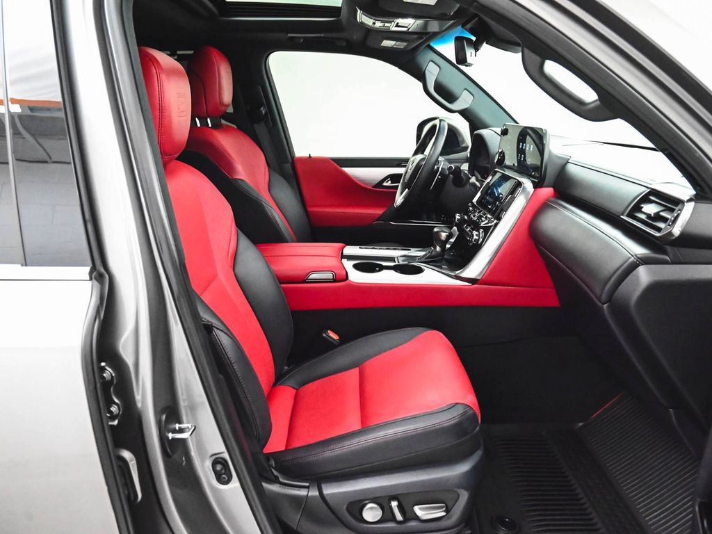 Used 2023 Lexus LX 600 F Sport AWD/4WD image 36