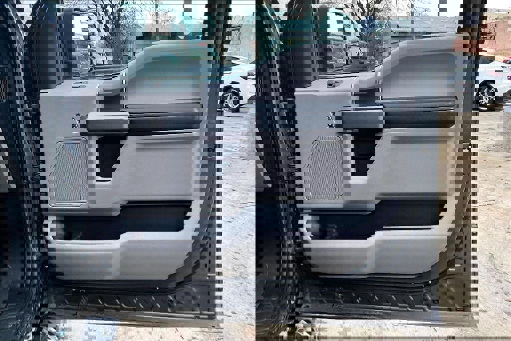 Used 2019 Ford F150 XLT w/ Equipment Group 302A Luxury image 27