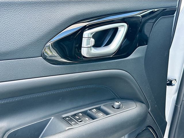 New 2026 Jeep Compass Latitude image 12