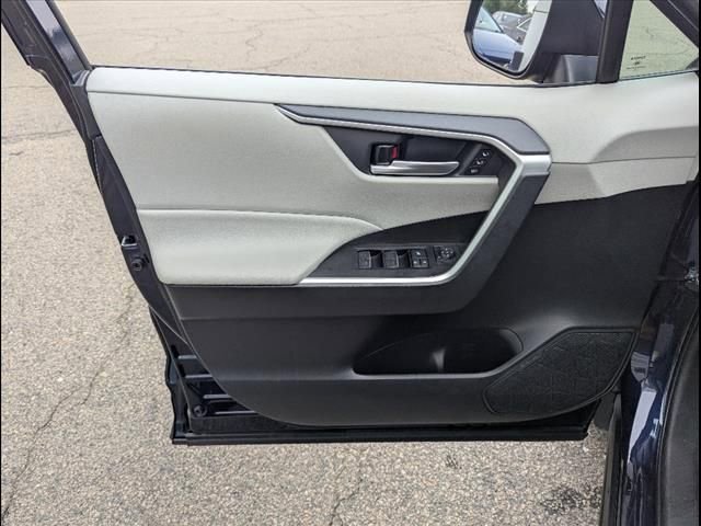 Used 2023 Toyota RAV4 XLE Premium image 64