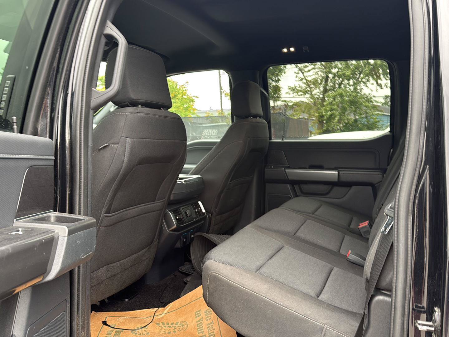 Used 2022 Ford F150 XLT w/ Equipment Group 302A High AWD/4WD image 10