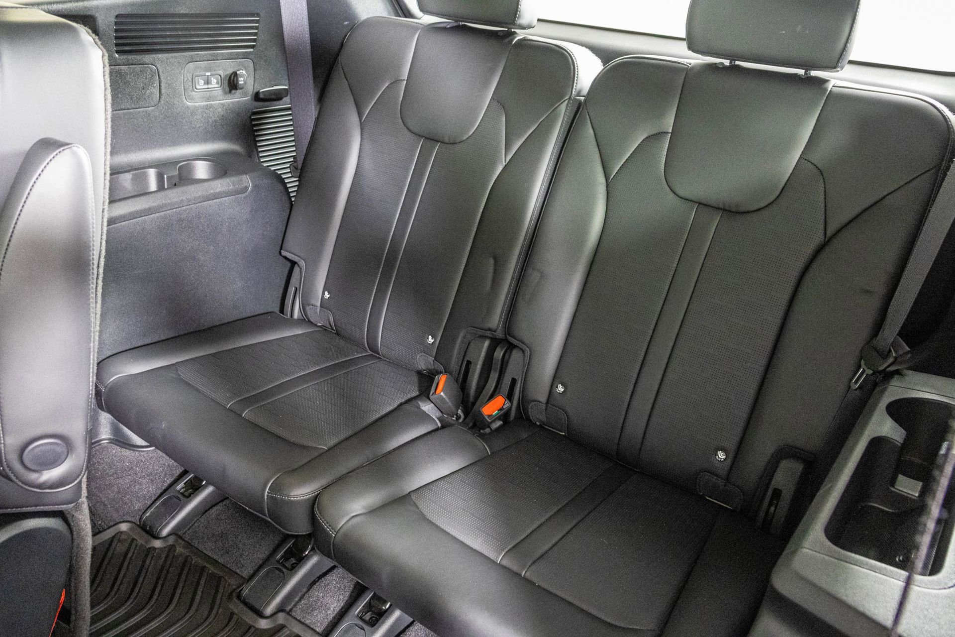 Used 2025 Kia Sorento X-Line EX image 38