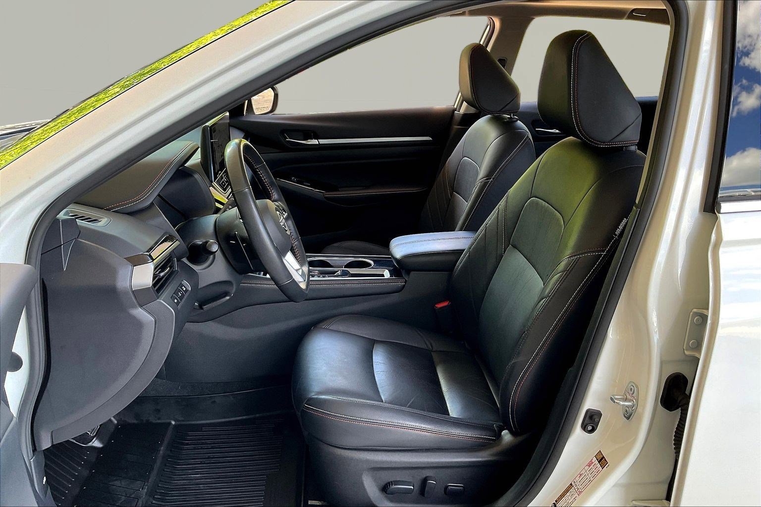 Used 2024 Nissan Altima 2.5 SR w/ SR Premium Package FWD image 20
