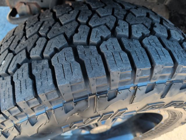 Used 2019 RAM 1500 Classic SLT image 31