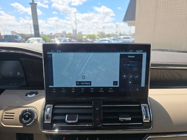 Used 2024 Lincoln Navigator L Reserve AWD/4WD image 18