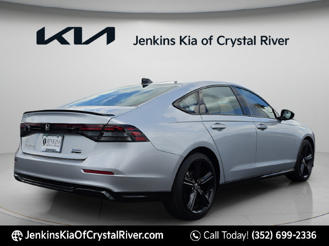 Used 2025 Honda Accord Sport image 5