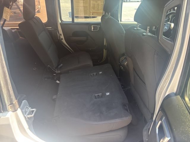 Used 2022 Jeep Wrangler Unlimited Sport AWD/4WD image 24