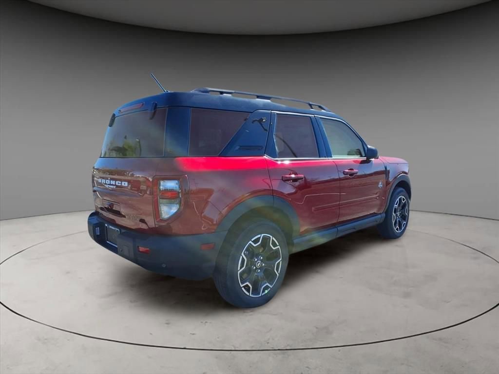 New 2025 Ford Bronco Sport Outer Banks image 8