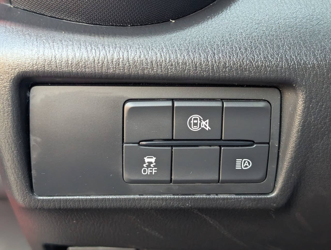Used 2025 MAZDA MX-5 Miata RF Grand Touring RWD image 27