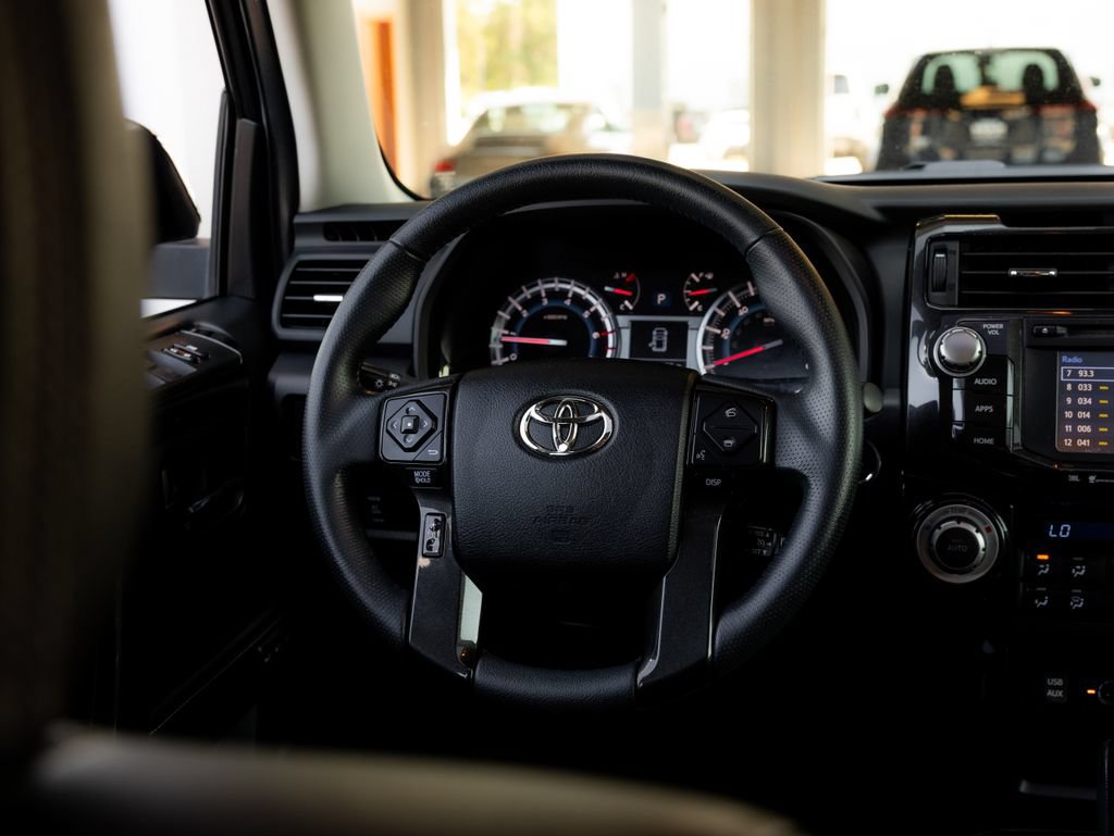 Used 2019 Toyota 4Runner Limited AWD/4WD image 12