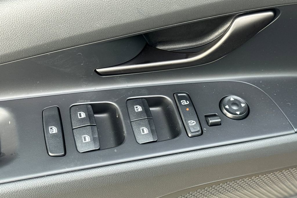 New 2026 Hyundai Elantra SEL Sport Premium FWD image 12