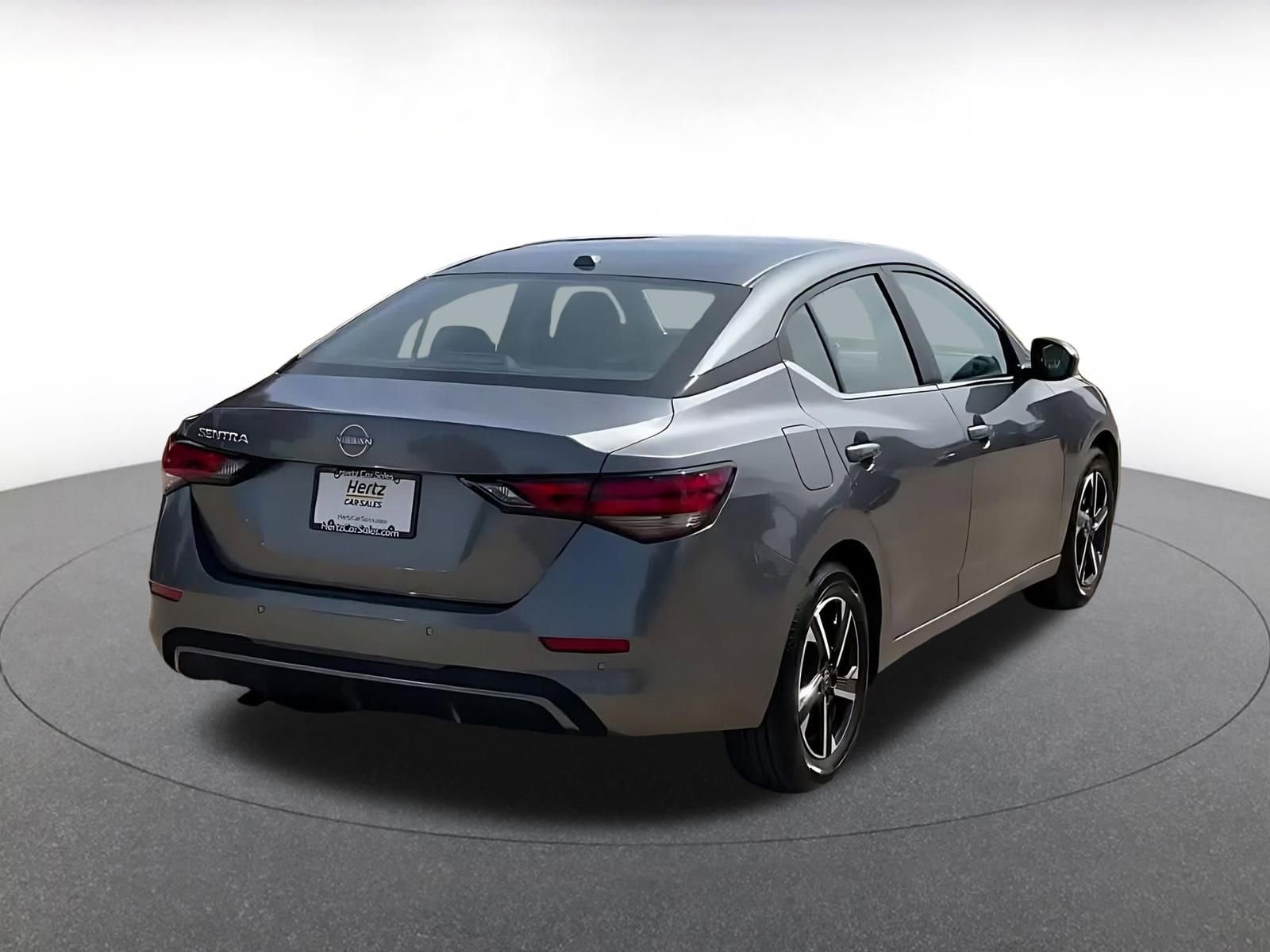 Used 2025 Nissan Sentra SV image 14