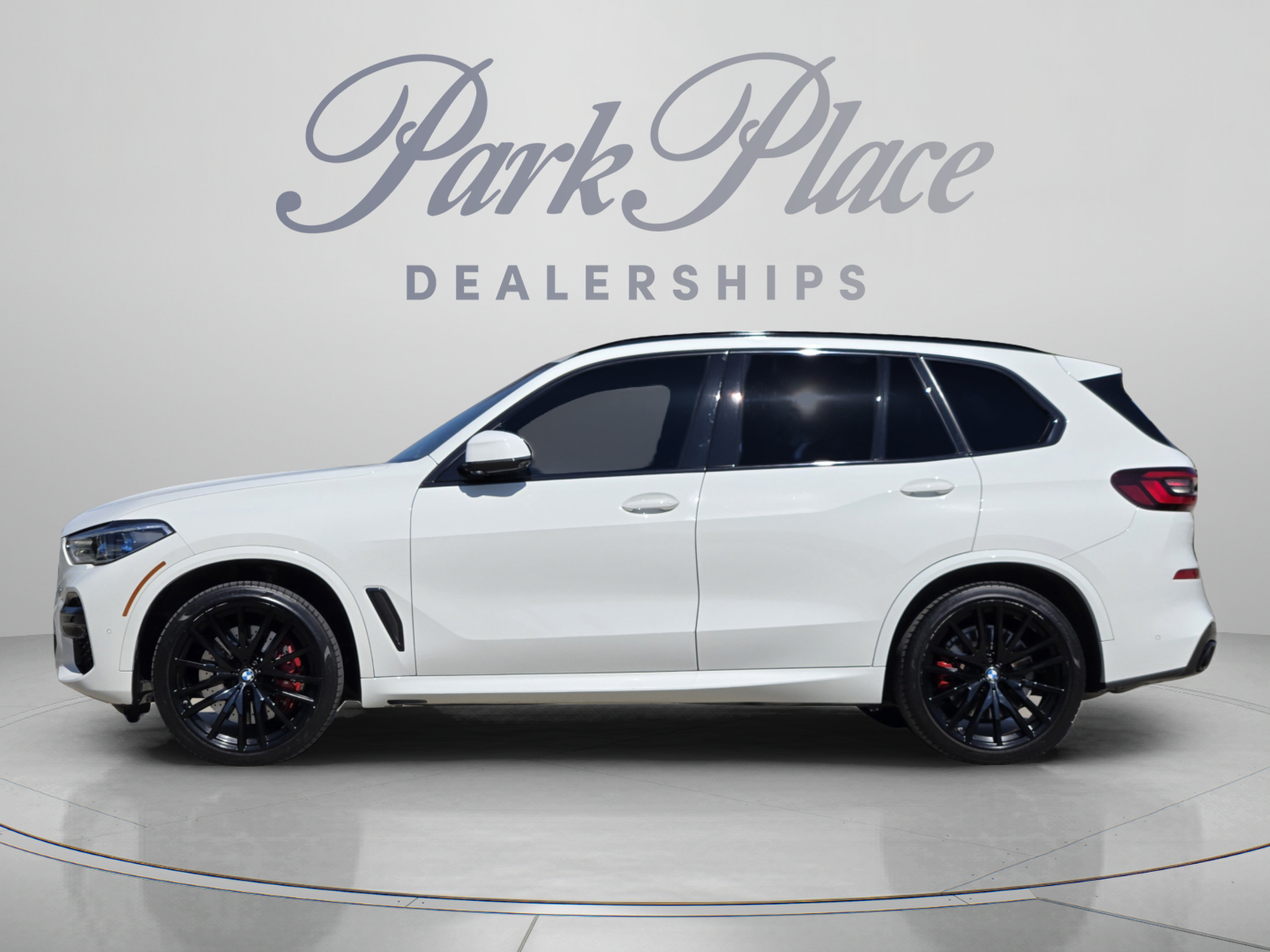 Used 2023 BMW X5 M50i w/ Executive Package AWD/4WD image 2