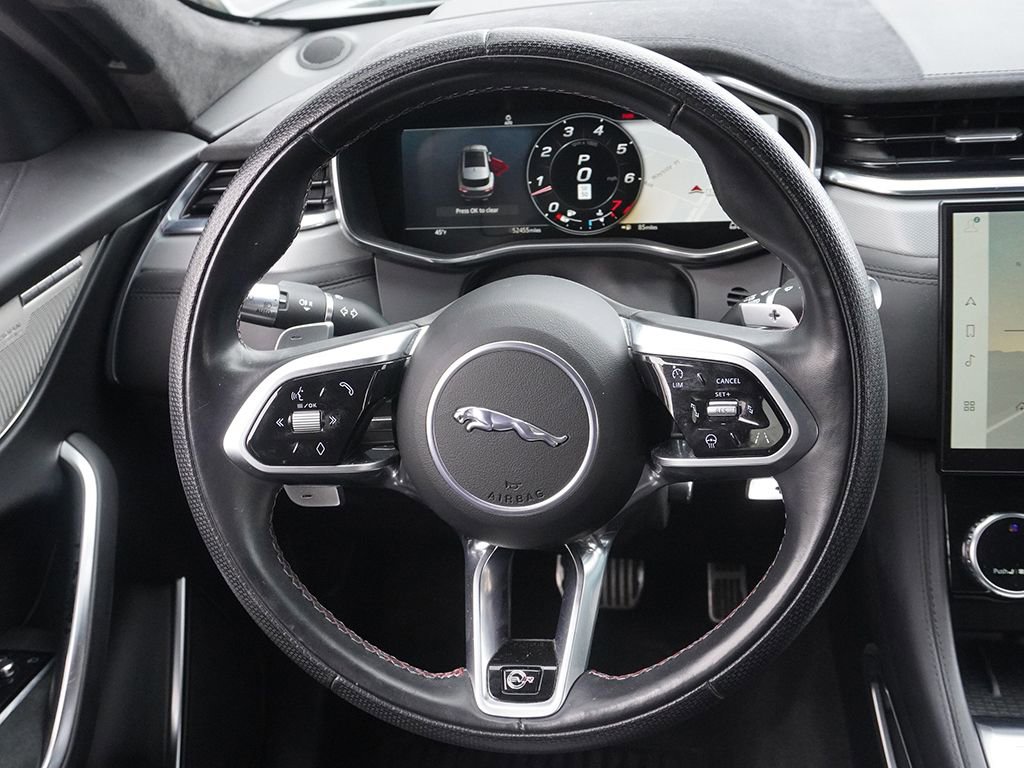 Used 2022 Jaguar F-PACE SVR image 40