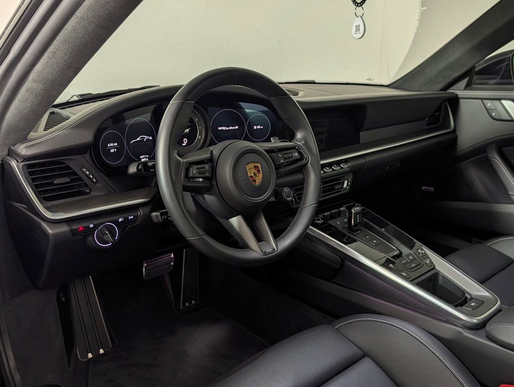 Certified 2022 Porsche 911 Turbo S AWD/4WD image 4