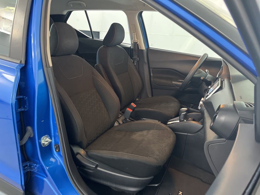 Used 2021 Nissan Kicks S image 21