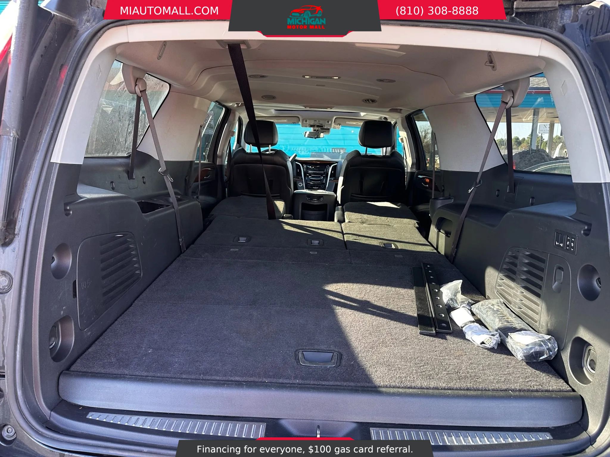 Used 2017 Cadillac Escalade ESV Luxury image 8