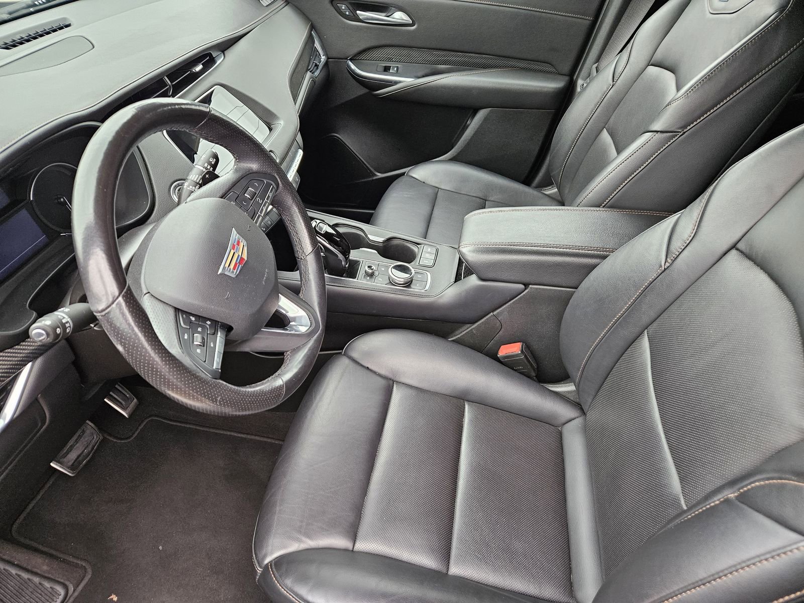 Certified 2023 Cadillac XT4 Sport AWD/4WD image 17