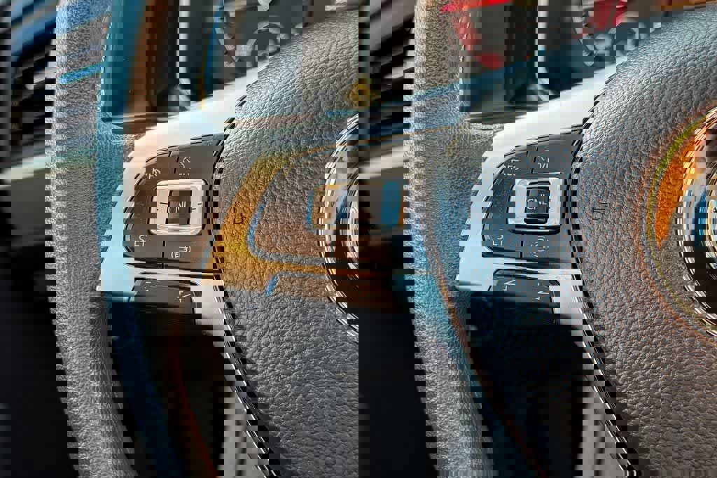 Used 2019 Volkswagen Jetta S w/ Driver Assistance Package image 15