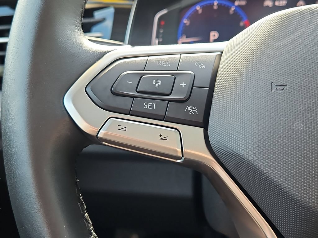 Used 2026 Volkswagen Jetta SEL FWD image 26