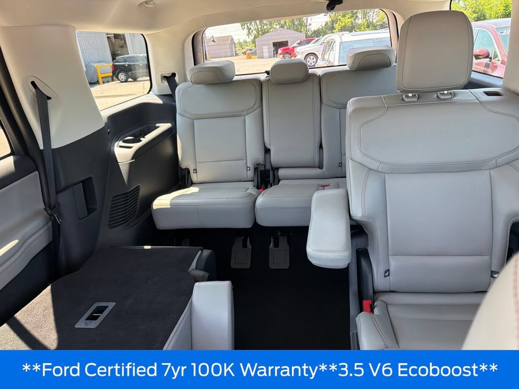 Used 2025 Ford Expedition Active AWD/4WD image 45