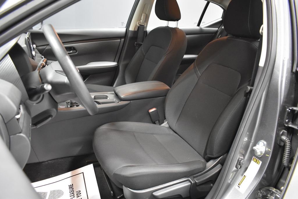 Certified 2025 Nissan Sentra S FWD image 5