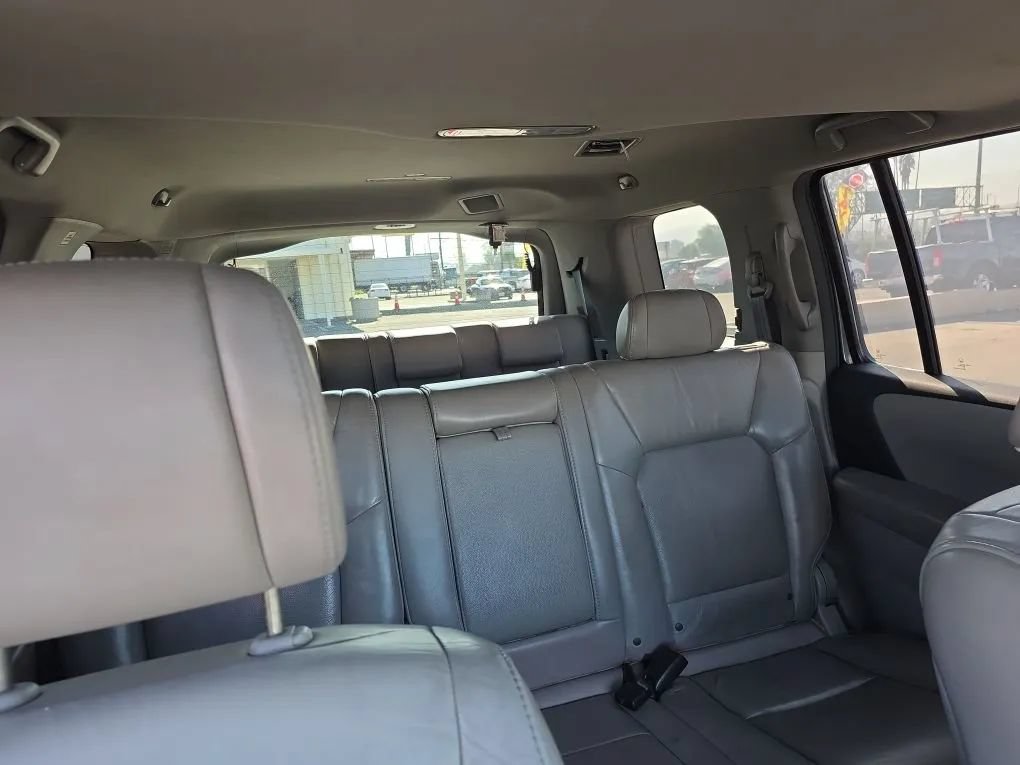 Used 2011 Honda Pilot EX-L image 17