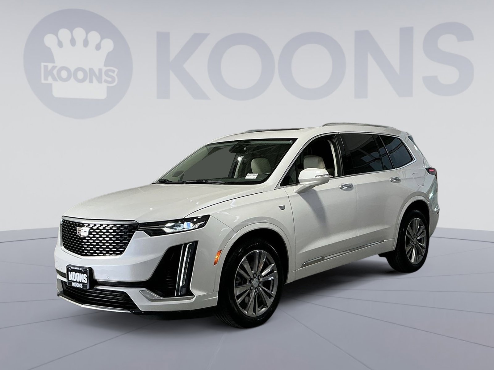 Used 2023 Cadillac XT6 Premium Luxury AWD/4WD image 1