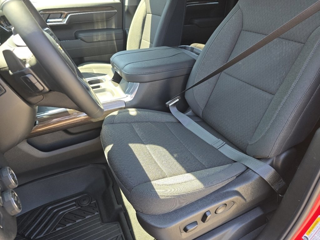 New 2026 Chevrolet Silverado 1500 LT AWD/4WD image 13