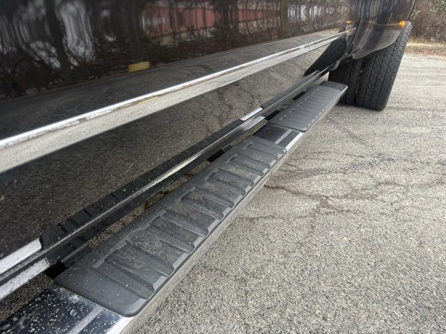 Used 2018 GMC Sierra 3500 Denali w/ Duramax Plus Package image 13