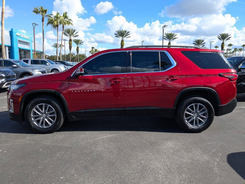 Used 2023 Chevrolet Traverse LT image 7