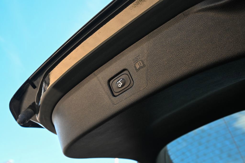 Used 2024 Ford Edge SEL w/ Convenience Package AWD/4WD image 17