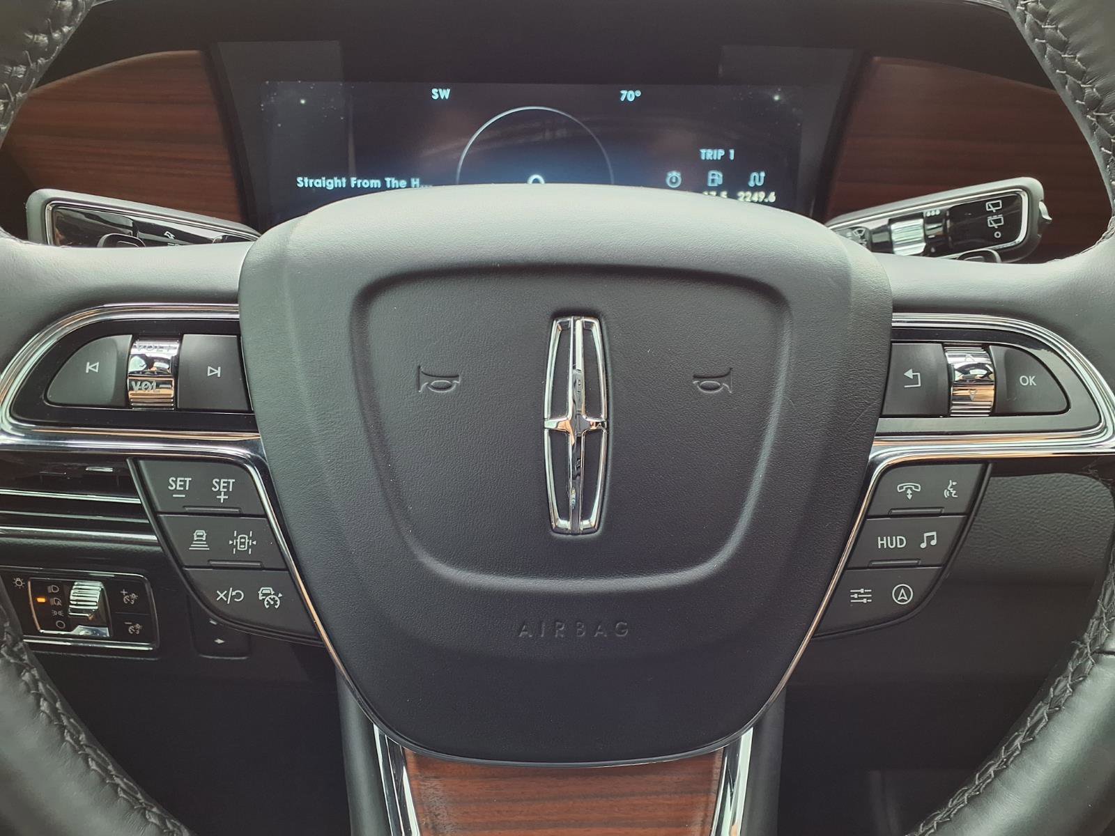 Used 2024 Lincoln Navigator Reserve image 14