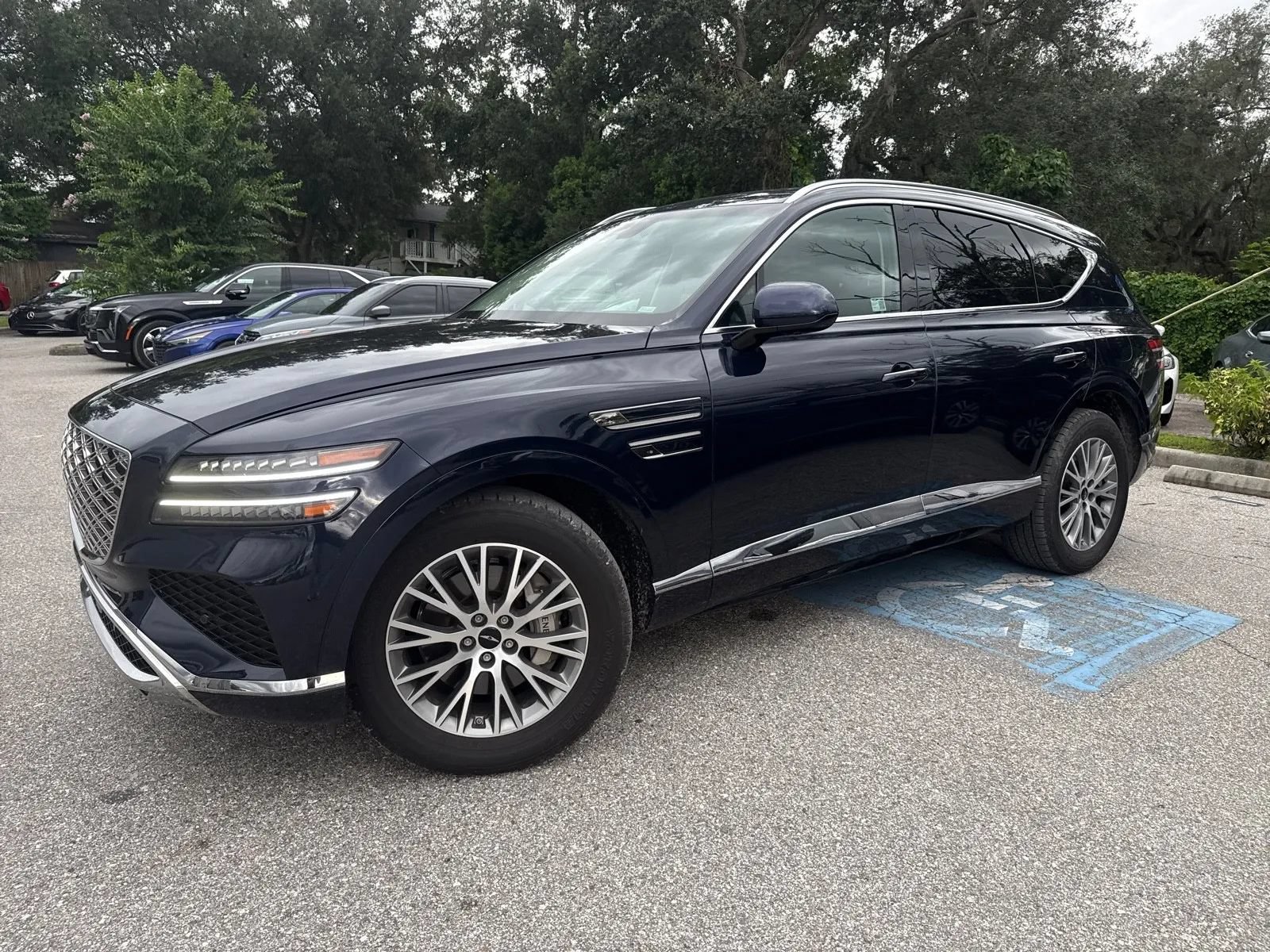 Used 2025 Genesis GV80 2.5T Standard AWD/4WD image 4