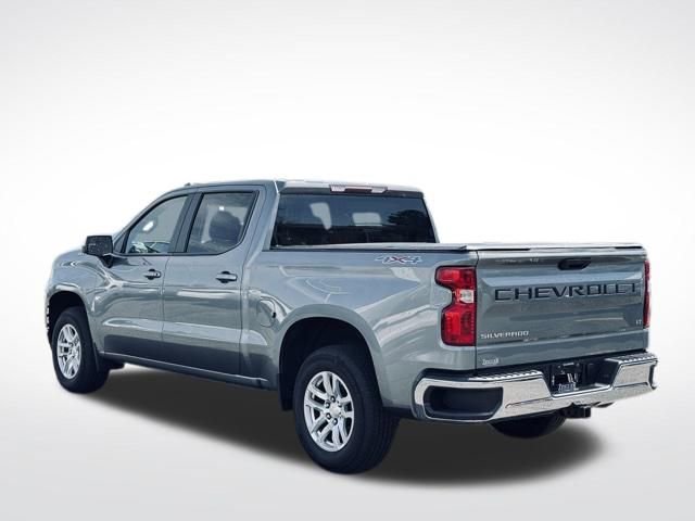 Used 2020 Chevrolet Silverado 1500 LT w/ LT Value Package AWD/4WD image 9