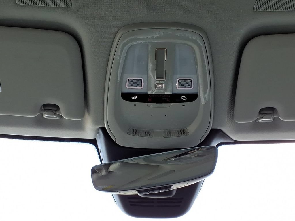 Certified 2026 Volvo XC60 B5 Ultra AWD/4WD image 22
