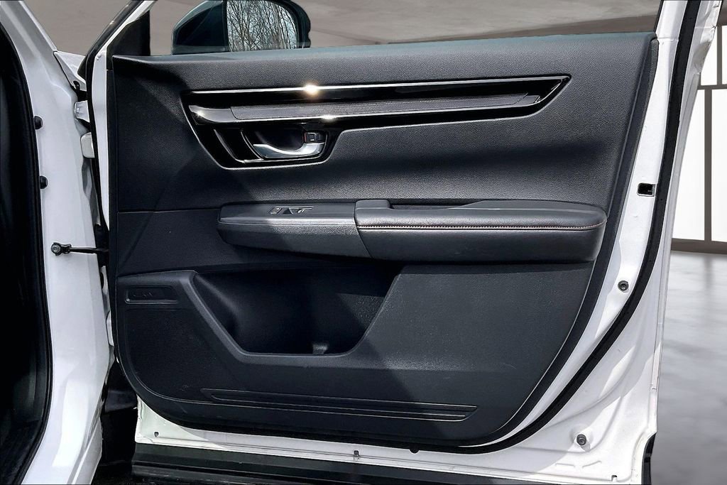 Used 2024 Honda CR-V Sport Touring image 28