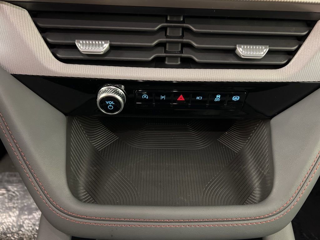 New 2026 Ford Explorer Active w/ Active Comfort Package image 14