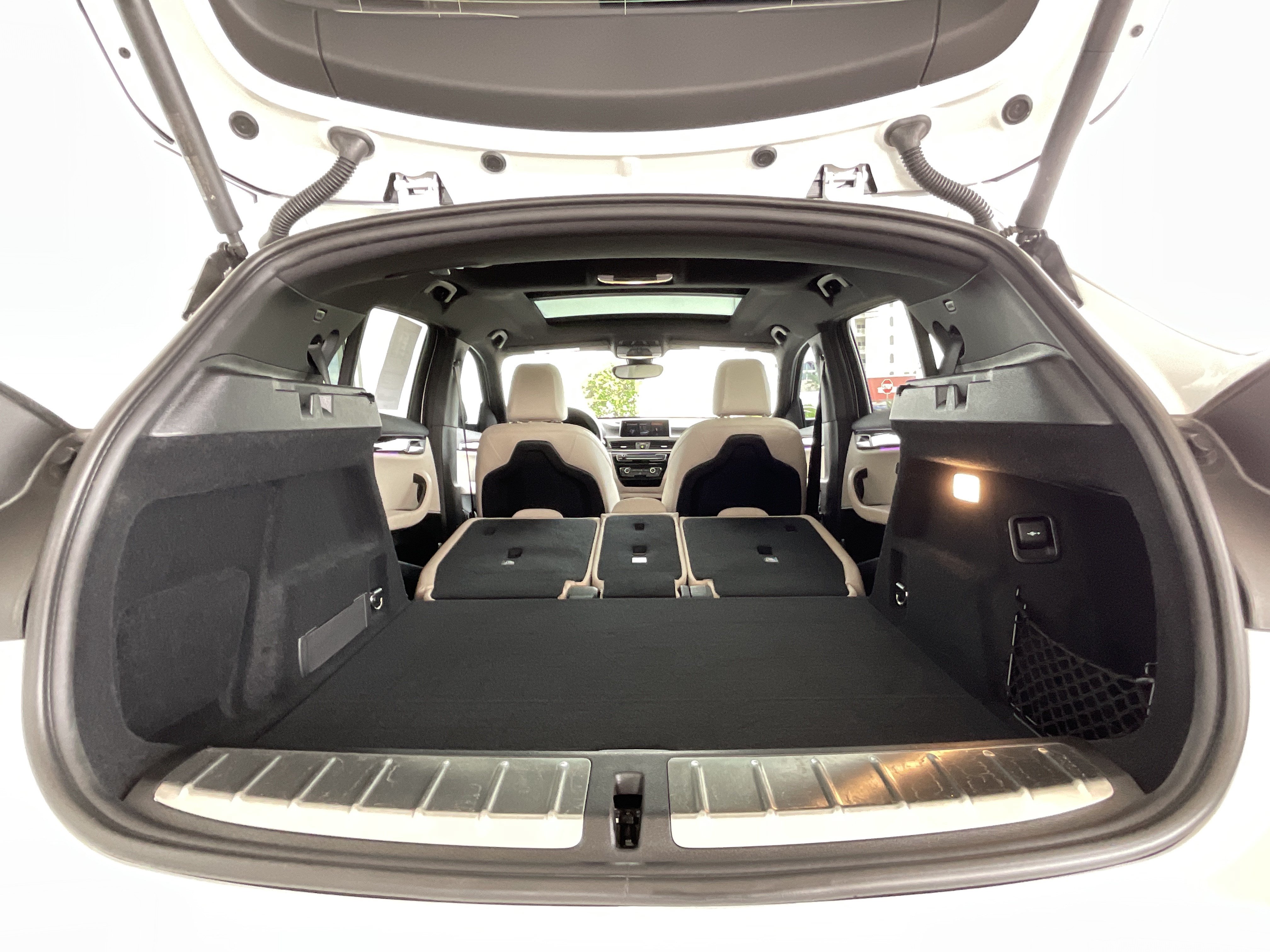 Used 2023 BMW X2 sDrive28i w/ Convenience Package FWD image 29
