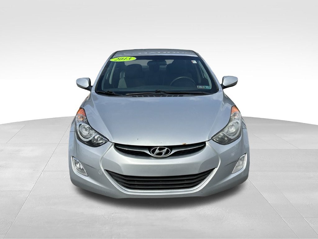 Used 2013 Hyundai Elantra GLS w/ Preferred Pkg FWD image 2