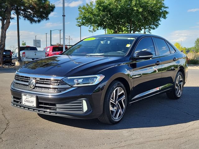 Certified 2024 Volkswagen Jetta SEL FWD image 4