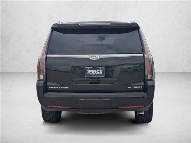 Used 2017 Cadillac Escalade Luxury RWD image 5