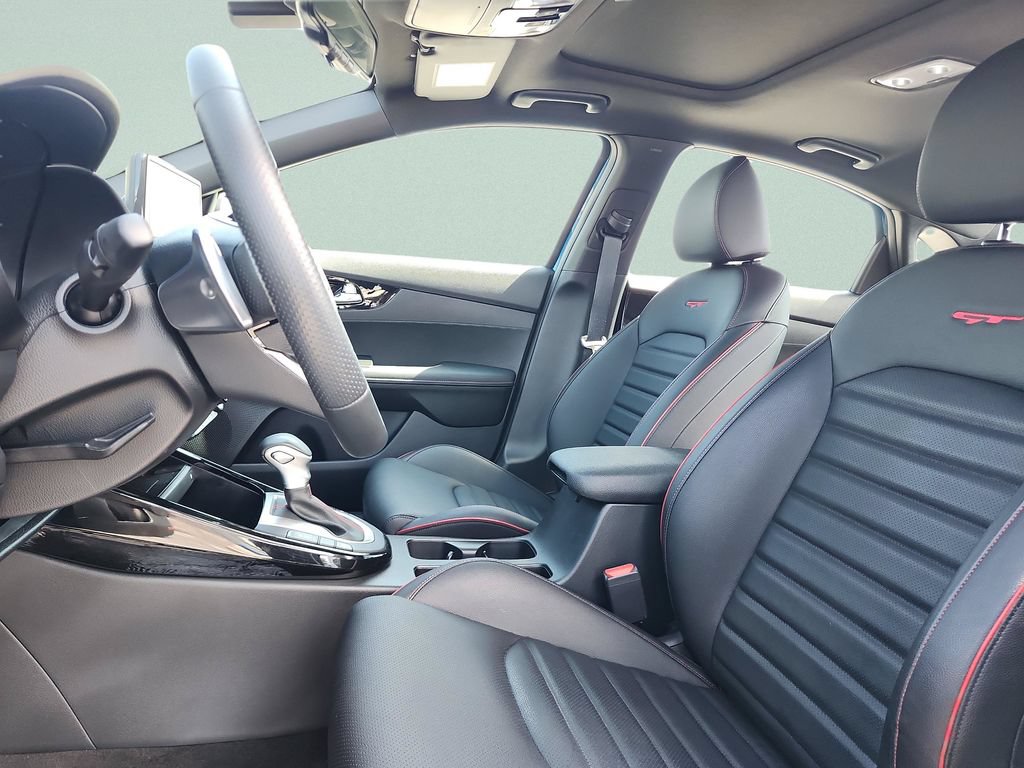 Used 2022 Kia Forte GT w/ GT2 Package FWD image 21
