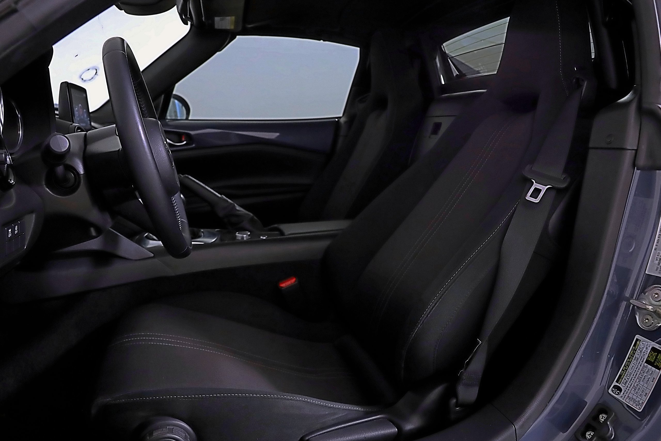 Used 2021 MAZDA MX-5 Miata RF Club RWD image 23